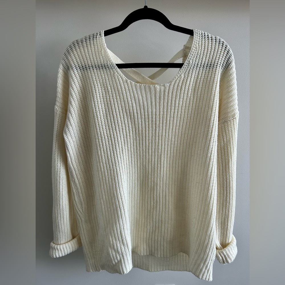 White knit tunic length sweater
